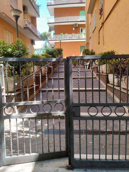 44oz With Terrace In Monteverde Apartamento Roma