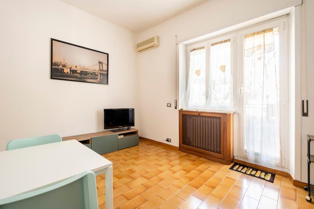 44oz With Terrace In Monteverde Apartamento Roma